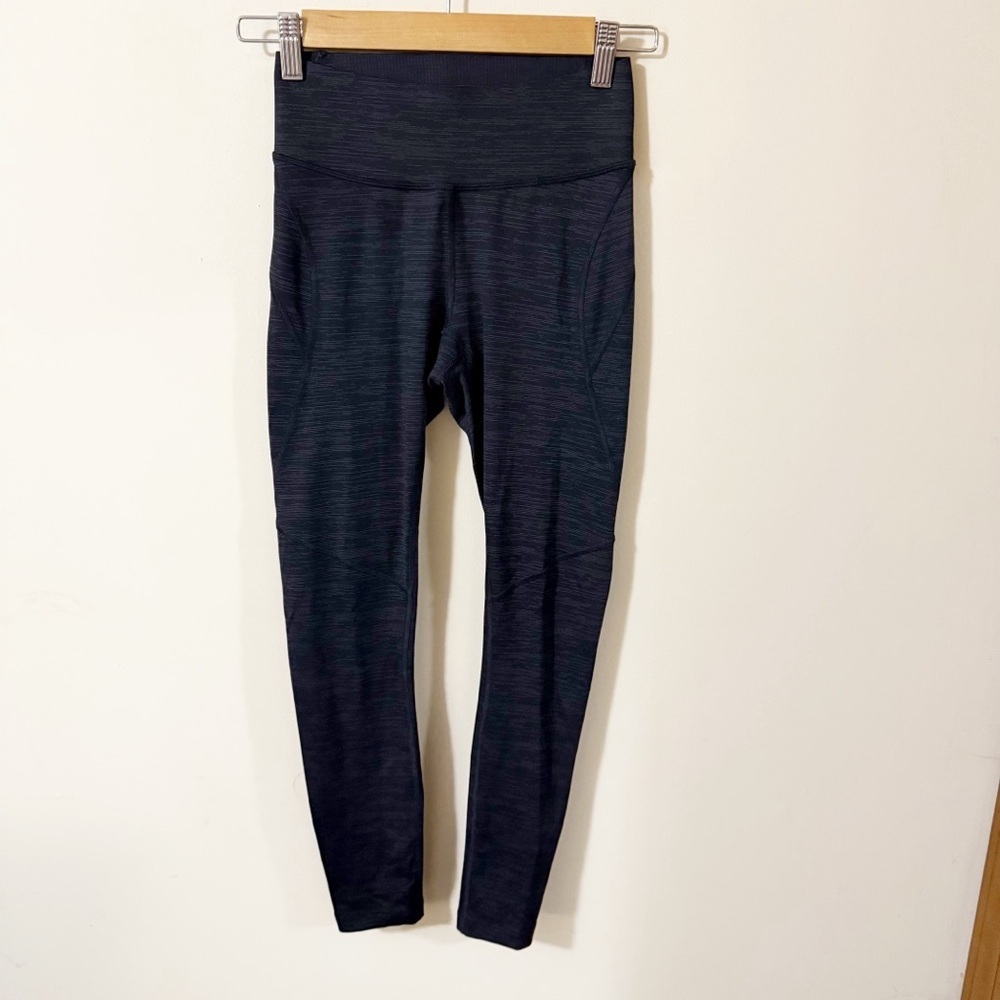 Outdoor Voices Womens Black Gray Striped Leggings Size XS Gym Running Activewear